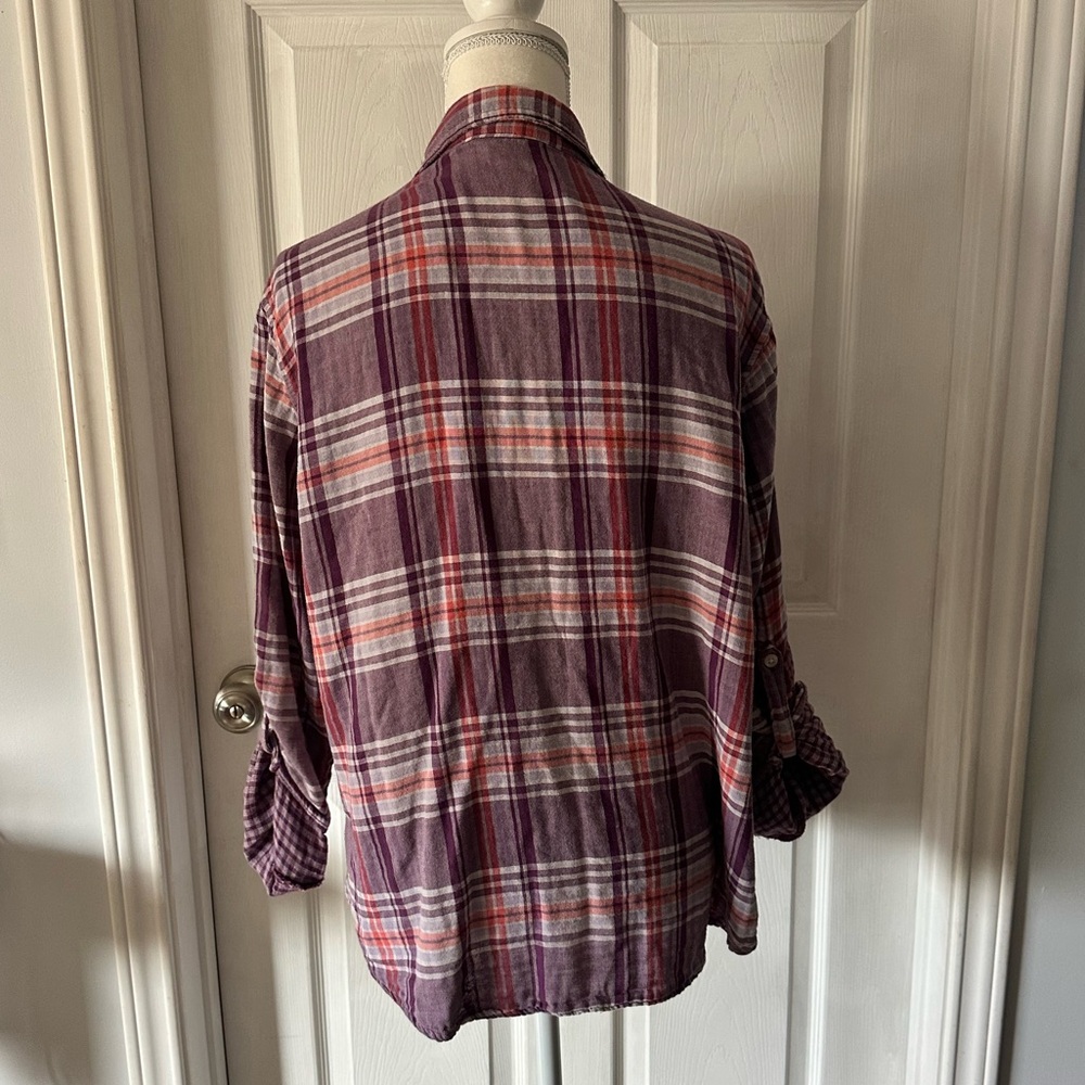 Plaid Button-Up Women's Top - Purple and Red XL Riders by Lee. EUC - Picture 4 of 6